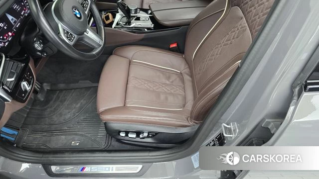 BMW 5 Series (G30) id 4997541 из Кореи 9