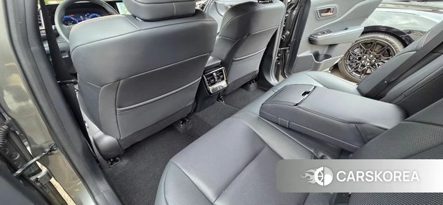 Toyota Crown Crossover id 5032804 из Кореи 9