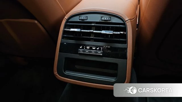 Maserati Quattroporte id 5023534 из Кореи 9