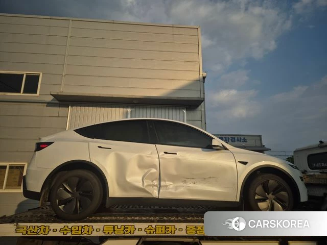 Tesla Model Y id 5010943 из Кореи 9