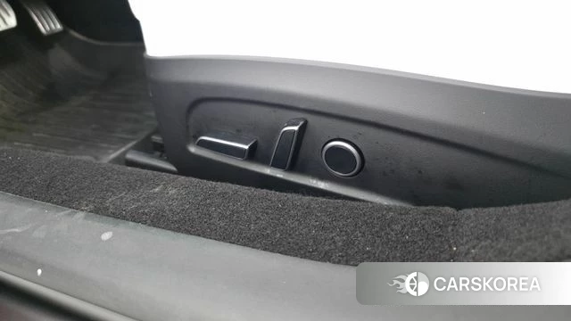 Tesla Model 3 id 4649730 из Кореи 9