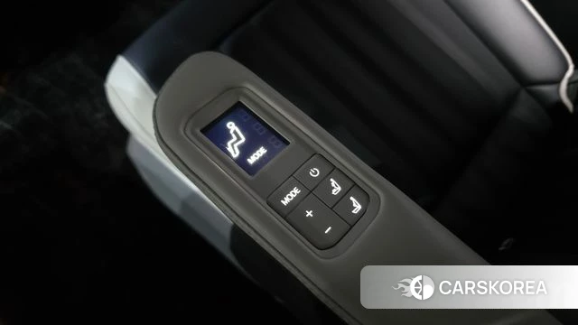 Kia EV9 id 4980679 из Кореи 9
