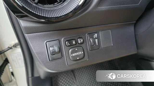 Toyota Prius C id 4993509 из Кореи 9