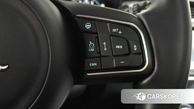 Jaguar E-PACE id 4698092 из Кореи 9