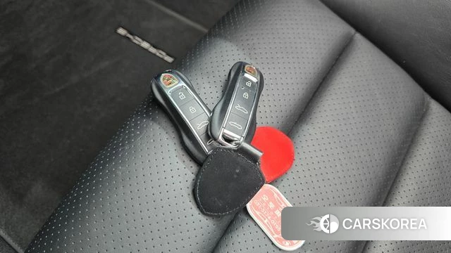Porsche 911(992) id 4785057 из Кореи 9