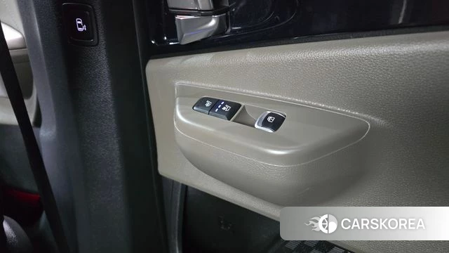 Kia The New Carnival 4th Generation id 4847761 из Кореи 9