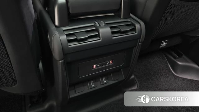 Land Rover Defender (L663) id 5010923 из Кореи 9