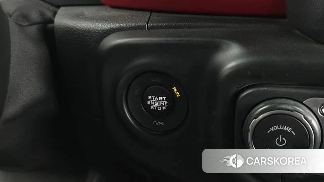 Jeep Wrangler (JL) id 5023982 из Кореи 9