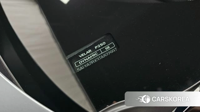 Land Rover Range Rover Velar id 4927988 из Кореи 9