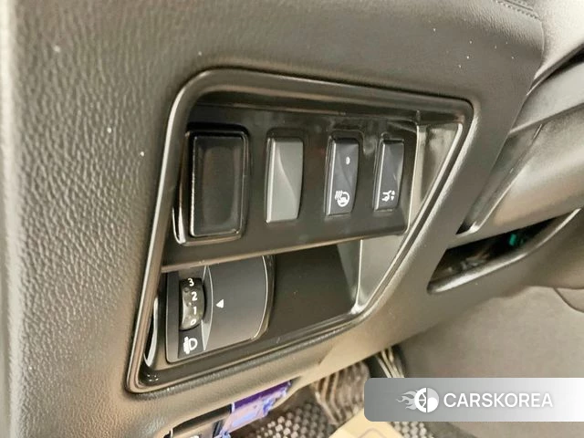 Renault Korea (Samsung) The New QM6 id 4987963 из Кореи 9