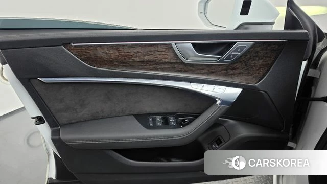 Audi A7 (4K) id 5023454 из Кореи 9