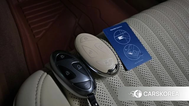 Hyundai Grandeur Hybrid (GN7) id 5039126 из Кореи 9