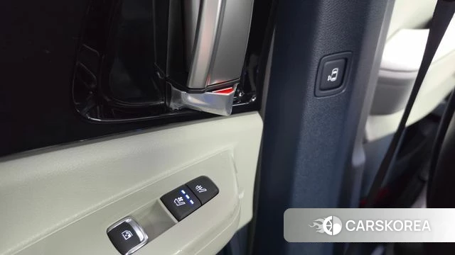 Kia The New Carnival 4th Generation id 4984830 из Кореи 9