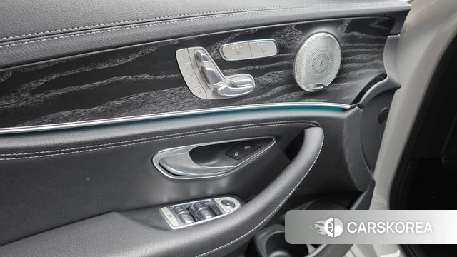 Mercedes-Benz E-Class W213 id 4922466 из Кореи 9