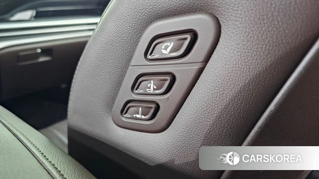 Hyundai Grandeur (GN7) id 4768363 из Кореи 9