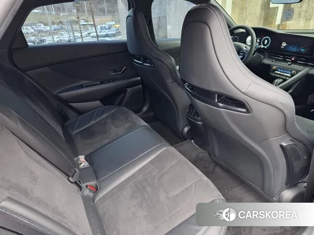 Hyundai Avante (CN7) id 3478451 из Кореи 9