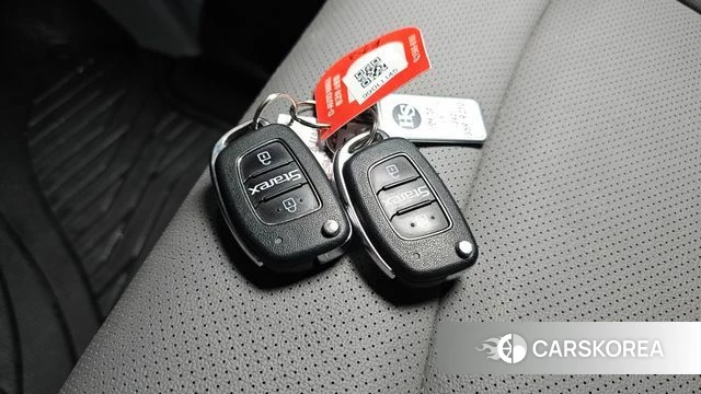Hyundai The New Grand Starex id 4775571 из Кореи 9