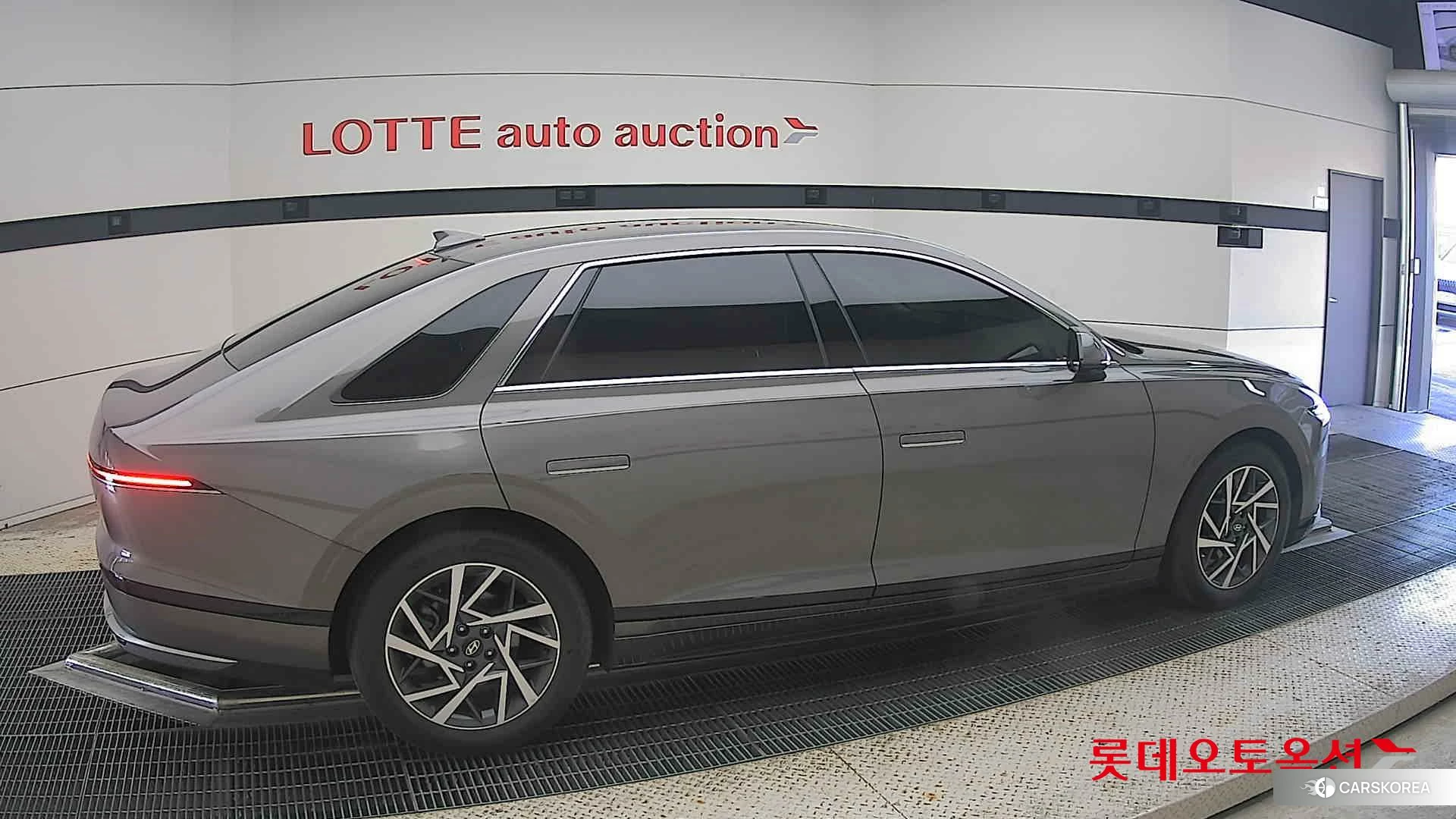 Hyundai Grandeur Hybrid id 4990008 из Кореи 9