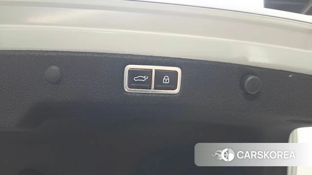 Hyundai Grandeur Hybrid (GN7) id 4879506 из Кореи 9
