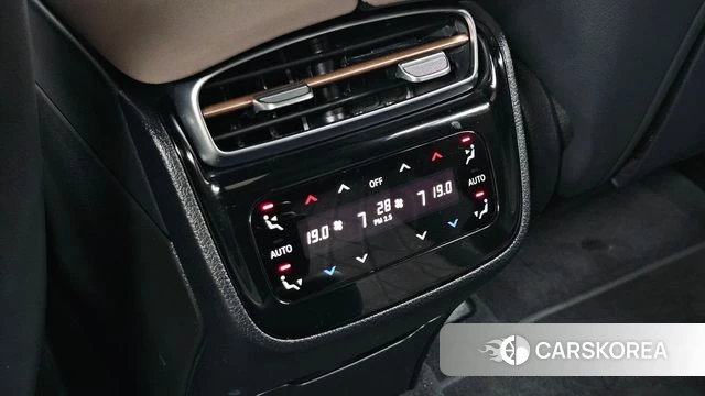 Mercedes-Benz EQS SUV X296 id 4660645 из Кореи 9