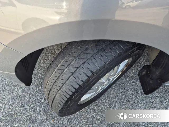 Hyundai The New Grand Starex id 3766437 из Кореи 9