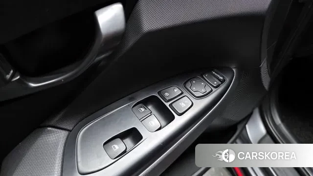 Hyundai Veloster (JS) id 3616974 из Кореи 9
