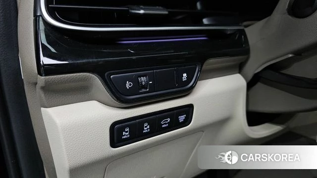 Kia The New Carnival 4th Generation id 5032885 из Кореи 9