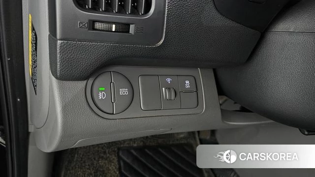 Hyundai The New Grand Starex id 4708496 из Кореи 9