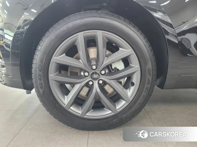 Land Rover Range Rover Velar id 4928365 из Кореи 9