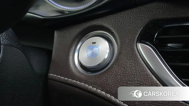 Hyundai Grandeur IG id 5024189 из Кореи 9
