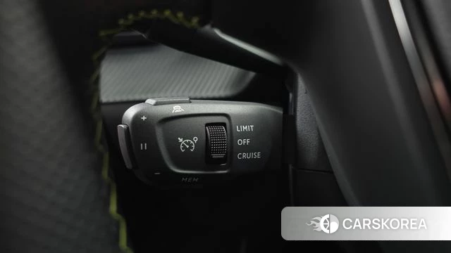 Peugeot e-208 second Generation id 5039812 из Кореи 9
