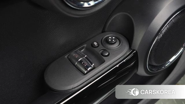 Mini Cooper S id 5013367 из Кореи 9