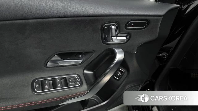 Mercedes-Benz A-Class W177 id 3813649 из Кореи 9