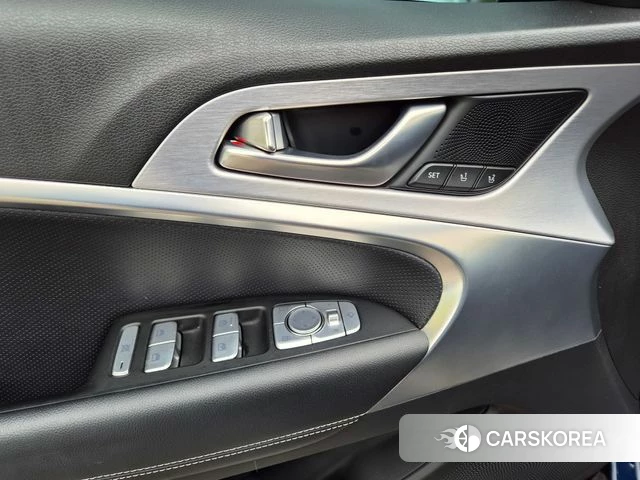 Genesis G70 id 5035953 из Кореи 9
