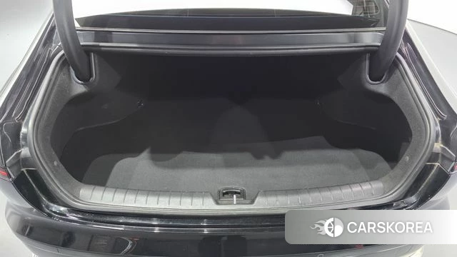 Hyundai Grandeur Hybrid (GN7) id 5011821 из Кореи 9