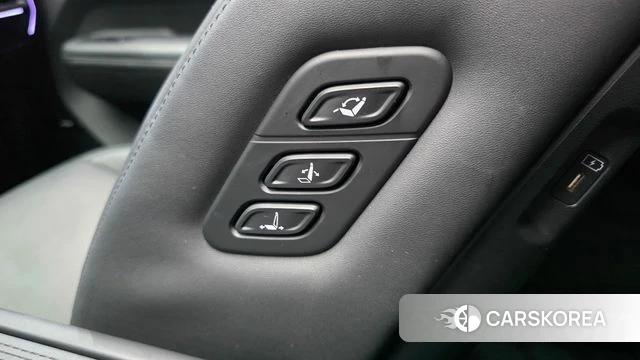 Hyundai Santa Fe (MX5) id 4934892 из Кореи 9