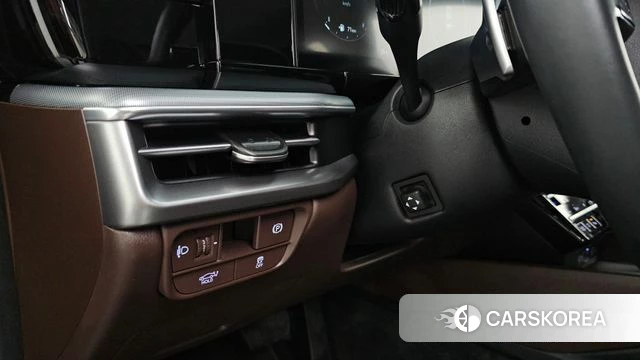Hyundai Grandeur (GN7) id 4534275 из Кореи 9