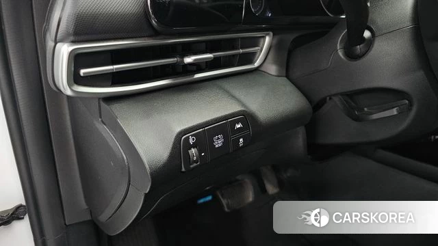 Hyundai Avante Hybrid (CN7) id 4986643 из Кореи 9