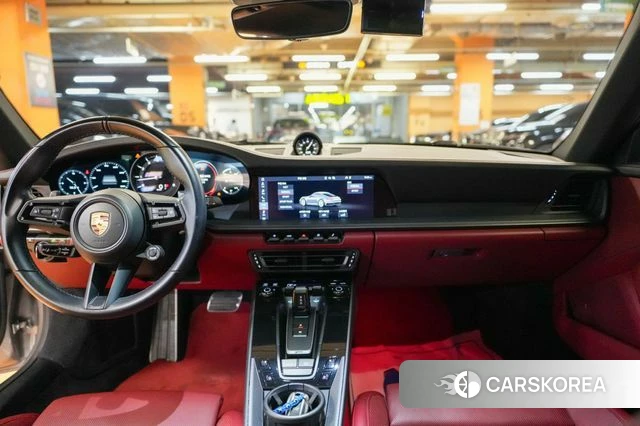 Porsche 911(992) id 5047594 из Кореи 9