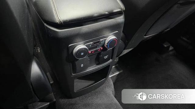 Ford Explorer 6th Generation id 5041438 из Кореи 9