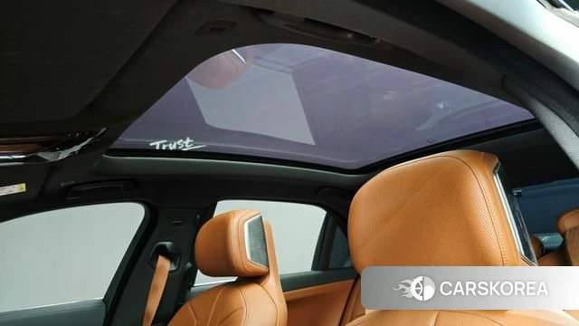 BMW 7 Series (G70) id 5016316 из Кореи 9