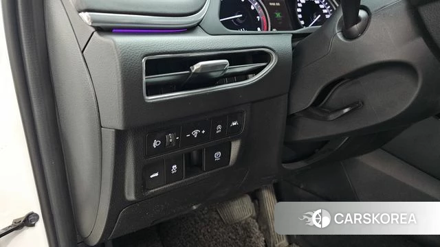 Hyundai Sonata (DN8) id 4958657 из Кореи 9