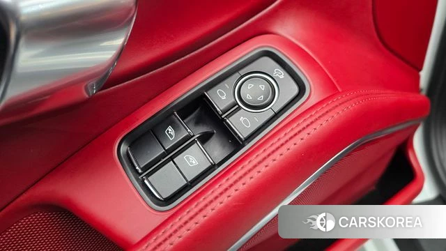 Porsche 718 Boxster id 4977553 из Кореи 9