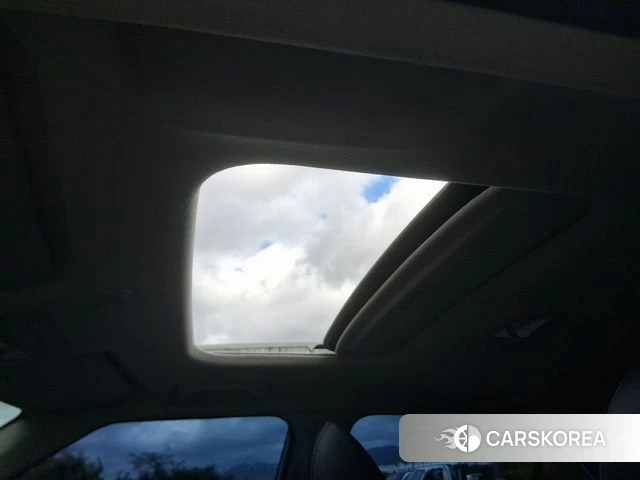 Hyundai Venue id 5028938 из Кореи 9