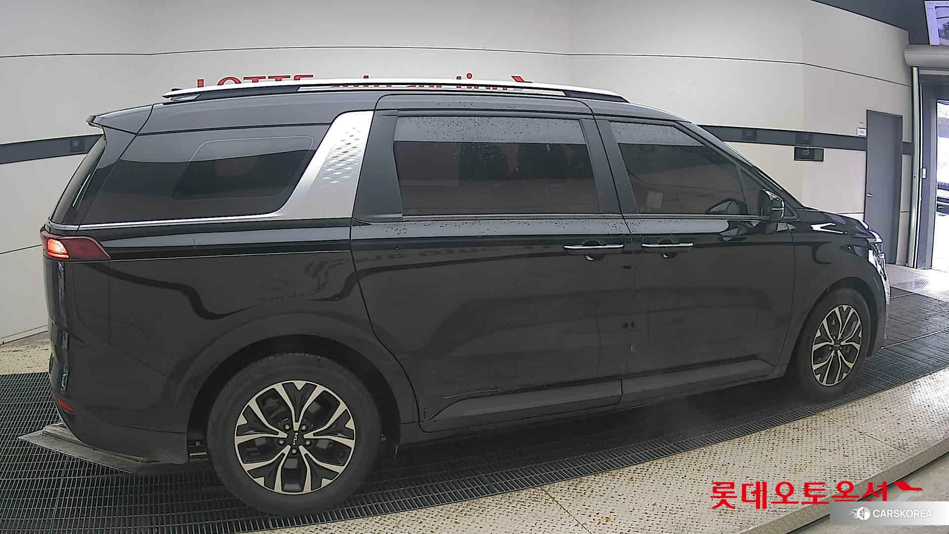 Kia Carnival id 4984636 из Кореи 9