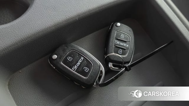 Hyundai The New Grand Starex id 4978023 из Кореи 9