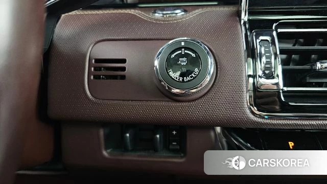 Lincoln Navigator 4th generation id 4930240 из Кореи 9