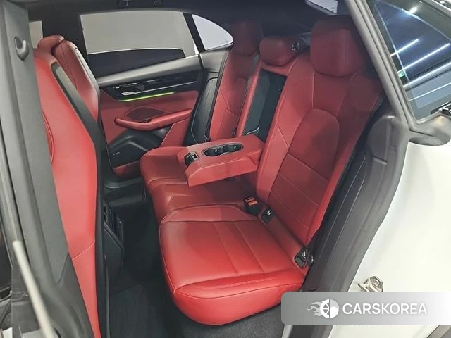 Porsche Makan EV id 4511113 из Кореи 9