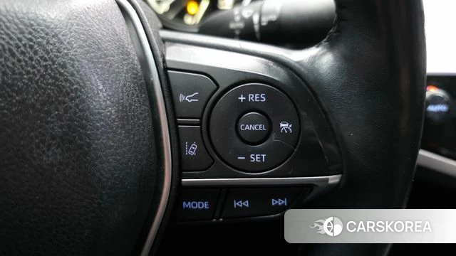 Toyota Camry (XV70) id 3828872 из Кореи 9