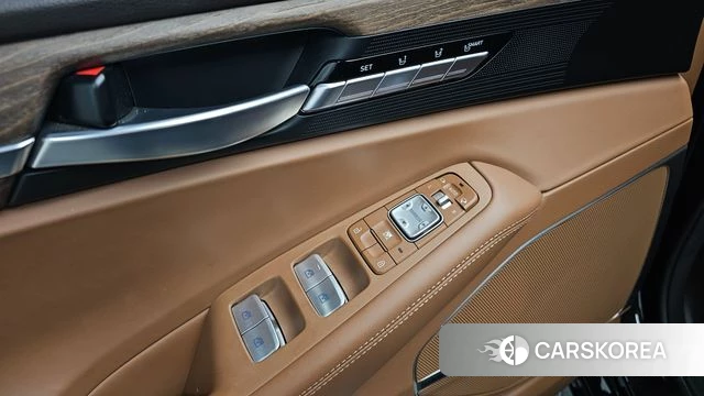 Genesis G90 id 5023150 из Кореи 9